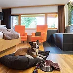 Almfrieden & Romantikchalet