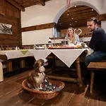 Almfrieden & Romantikchalet