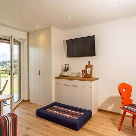 Almfrieden & Romantikchalet 4* רמסאו אם דכשטיין