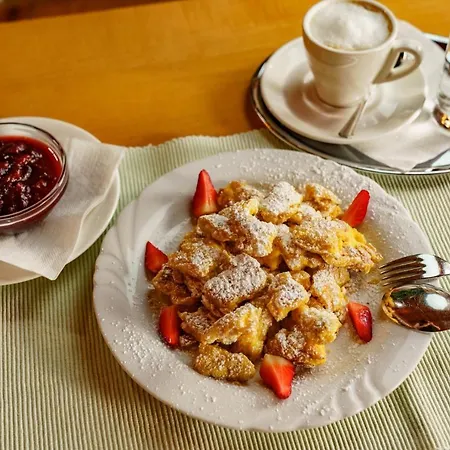 Szálloda Almfrieden & Romantikchalet 4*