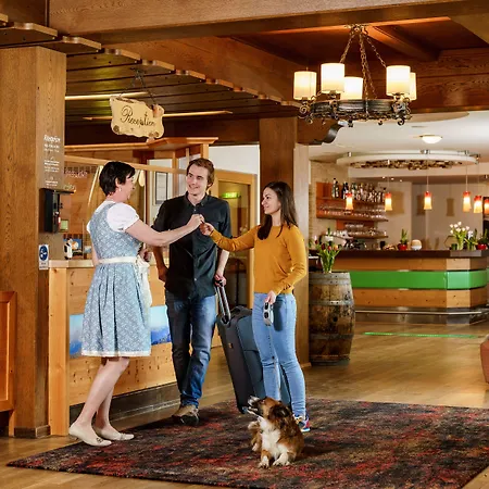 Almfrieden Hotel&romantikchalet